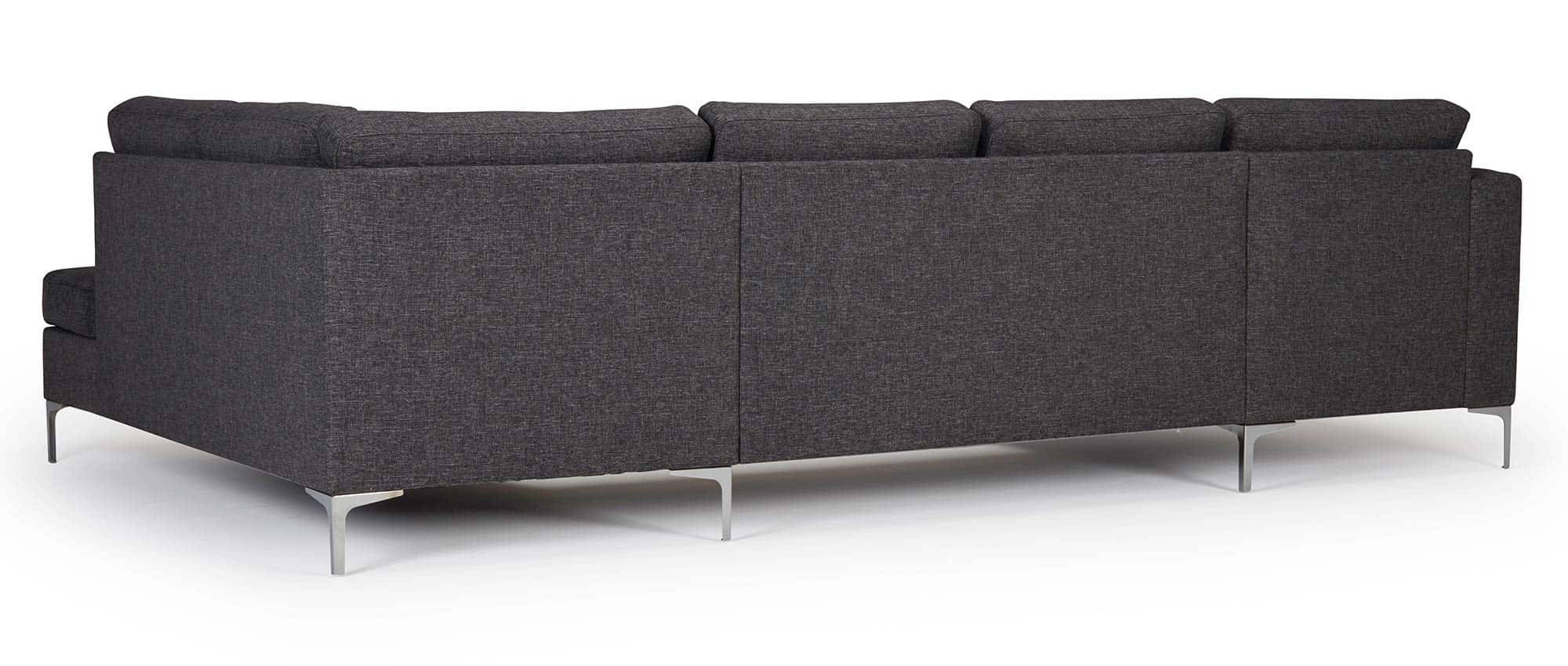 Das TRELLEBORG Sofa mit U-Form ist auch auf der Rückseite in Ihrer Stoffauswahl bezogen