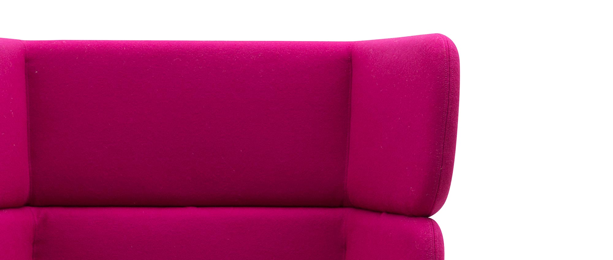 Der BASKET Sessel besitzt ein flexibles Design - die Verlängerung der Rückenlehne wird einfach oben angefügt