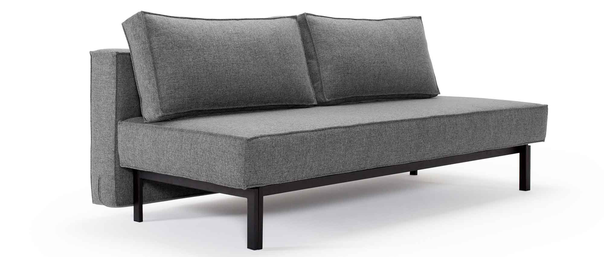Das SLY Schlafsofa von Innovation mit Bettkasten im Stoff Twist Charcoal (563)