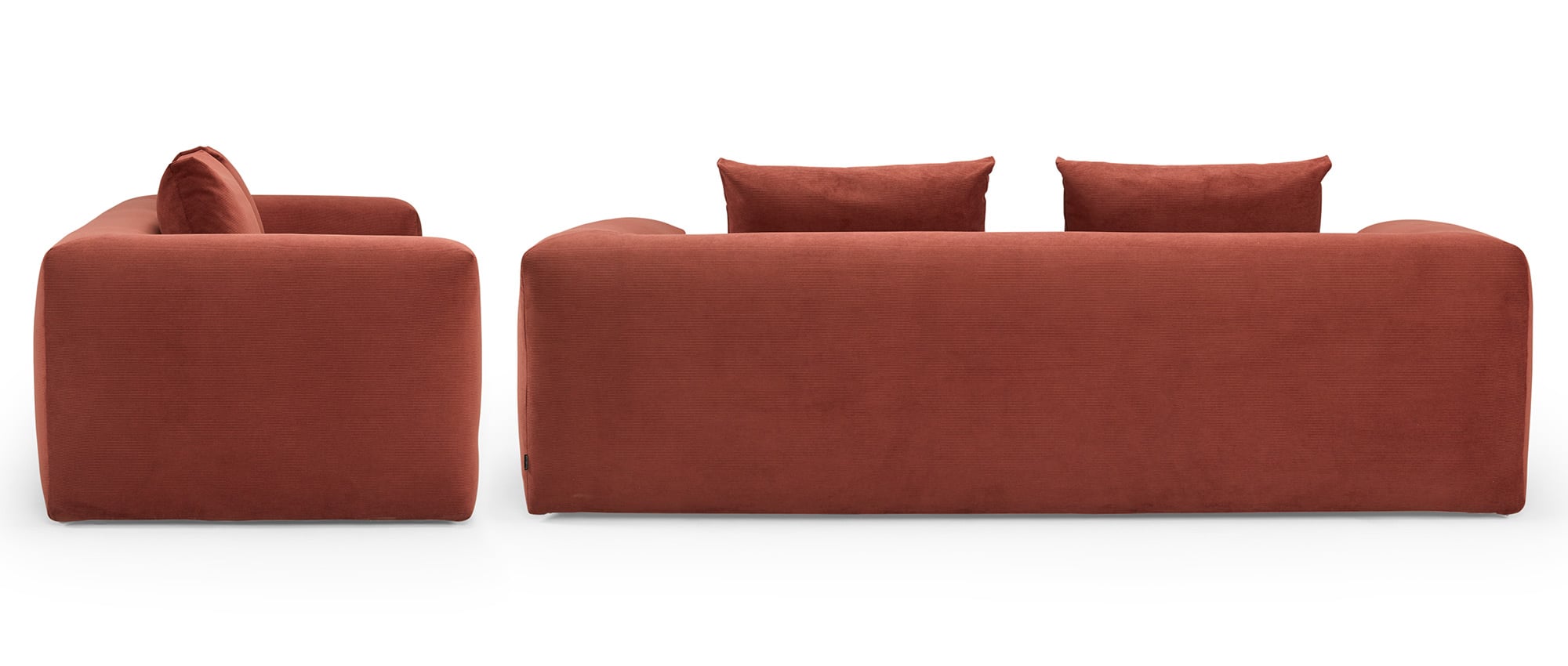 Das AALBORG 3-Sitzer Bigsofa im dänischen Design mit breiten Polsterarmlehnen und gepolsterter Rückenlehne