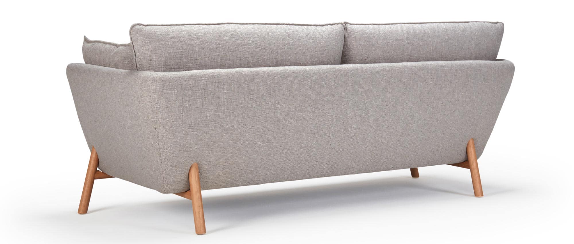 Das HALDEN Sofa ist auch am Rücken in Ihrer Stoffauswahl bezogen 