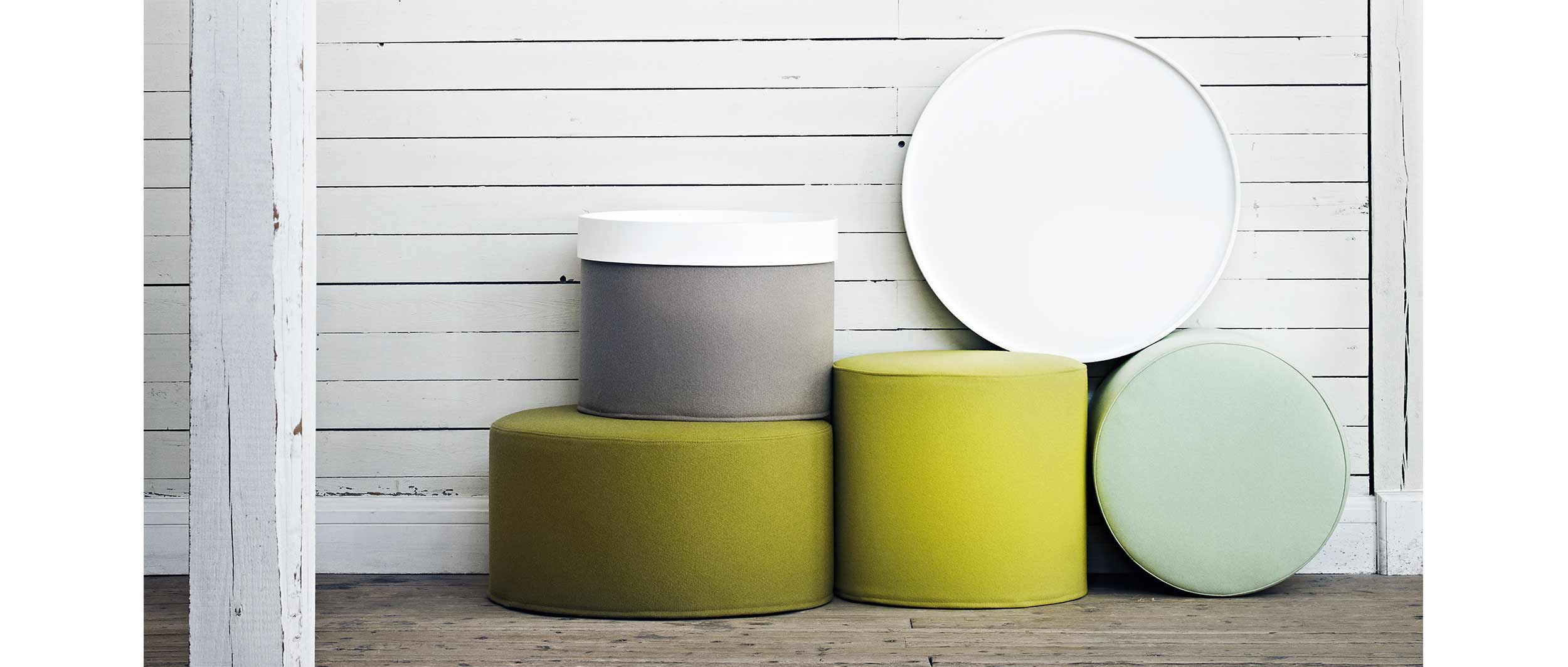 Der DRUM Hocker von Softline ist ein echter Hingucker und auch für den öffentlichen Bereich geeignet
