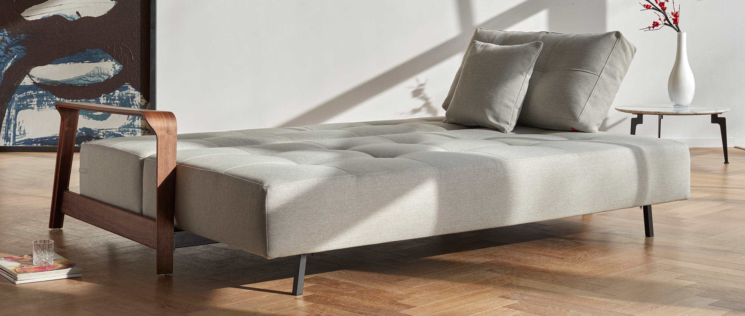 Bequeme Liegefläche mit ca. 155x200 cm bietet bis zu 2 Personen Platz