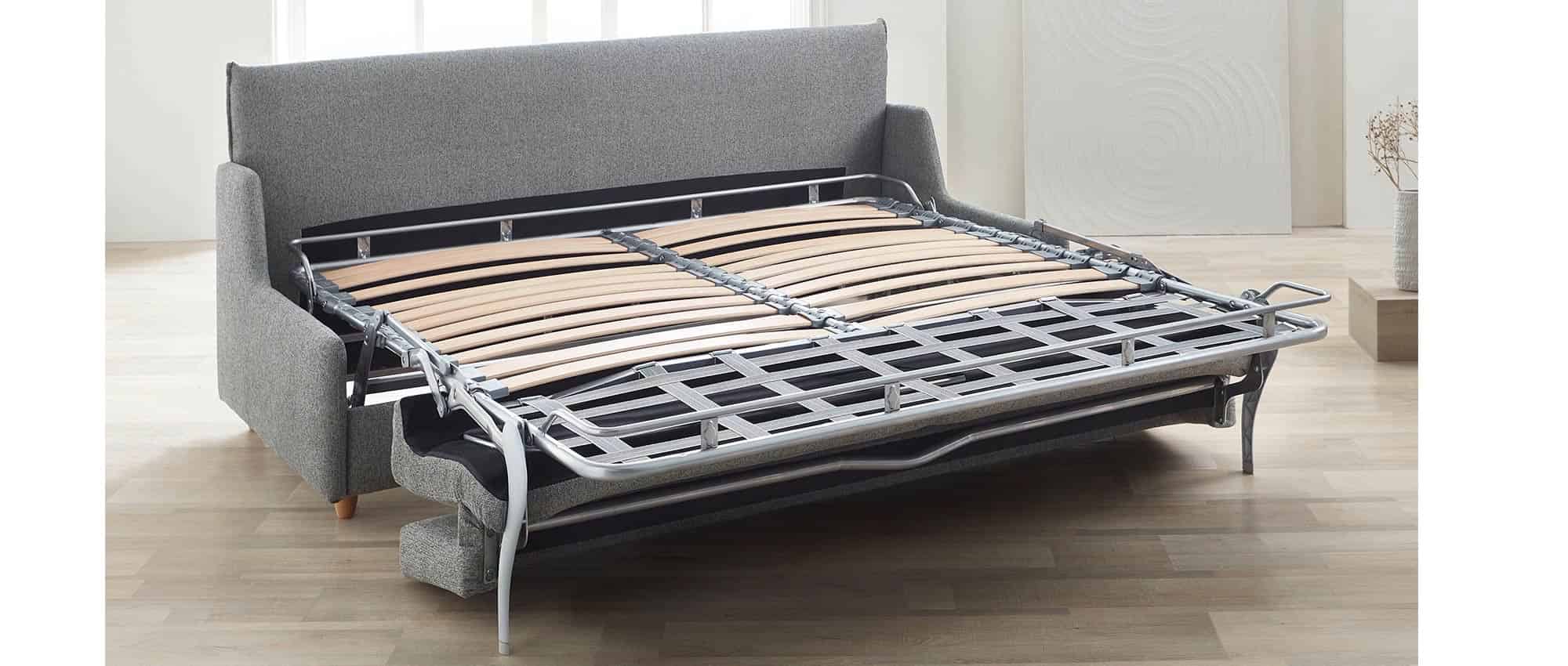  Mit 180x200 cm Liegefläche ist nur ein zweigeteiltes Lattenrost aus Holz erhältlich