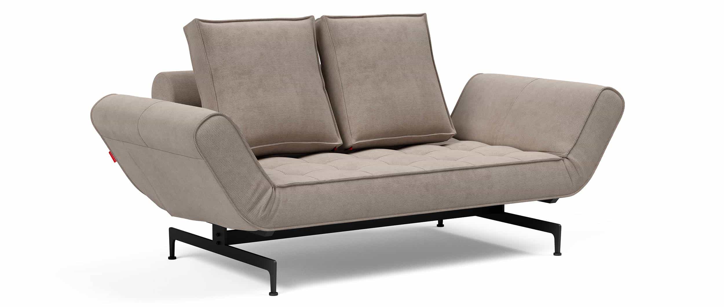 Industrial Look: Das GHIA Schlafsofa von Innovation im Cordstoff Cordufine Beige (318) mit mattschwarzen Metallbeinen (Laser)