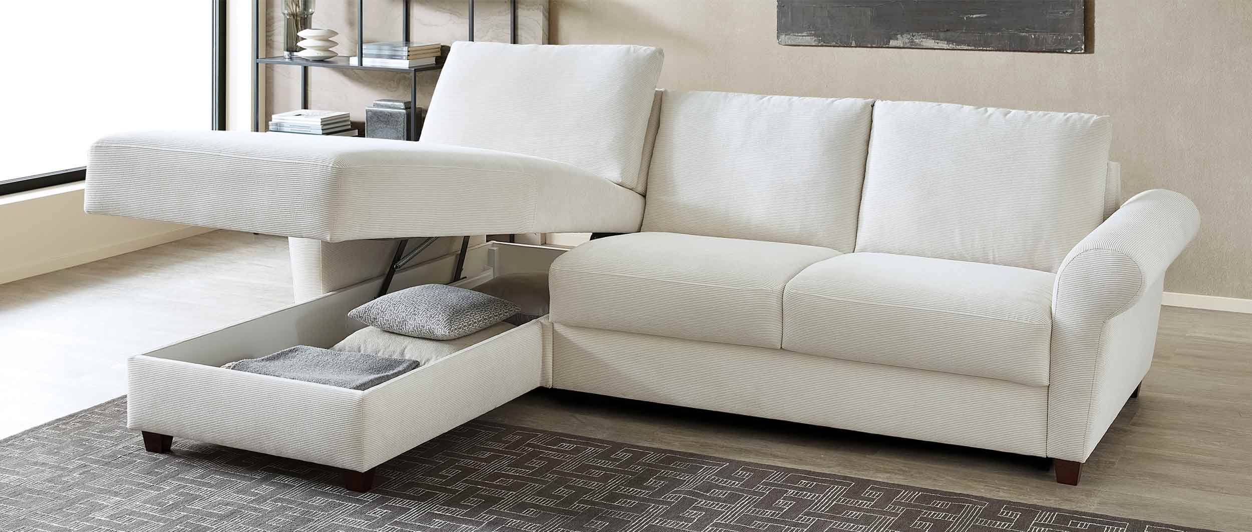 Für mehr Stauraum können Sie das Eckschlafsofa FREIBURG DELUXE wählen