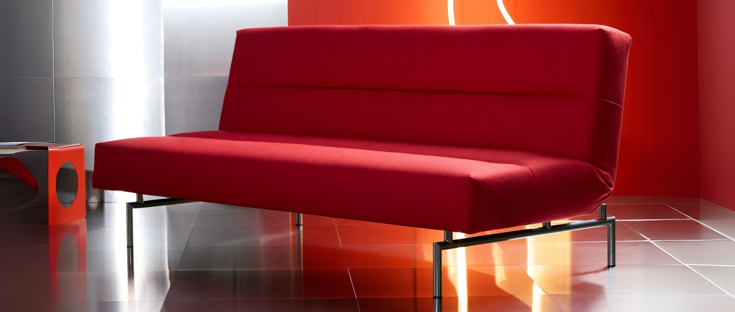 JILLIS Schlafsofa von Innovation ist die perfekte Verbindung von Eleganz und Funktionalität für modernes Wohnen