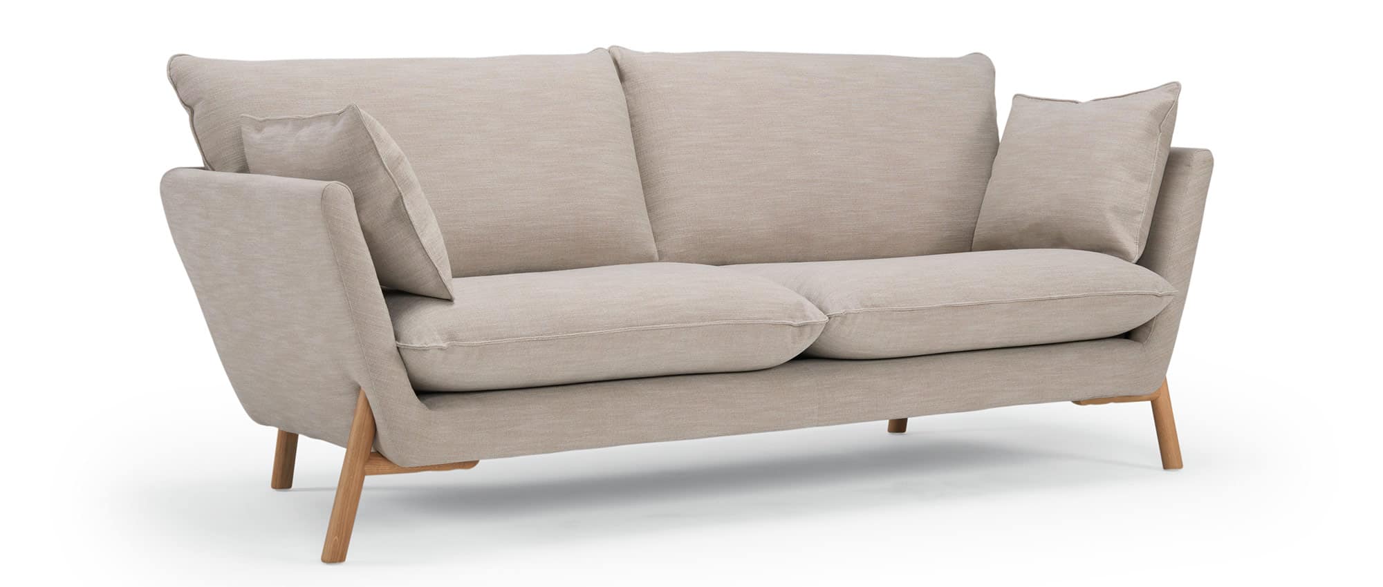 Das Designer 2-Sitzer Sofa HALDEN hier mit hellen, lackierten Holzfüßen aus Eiche