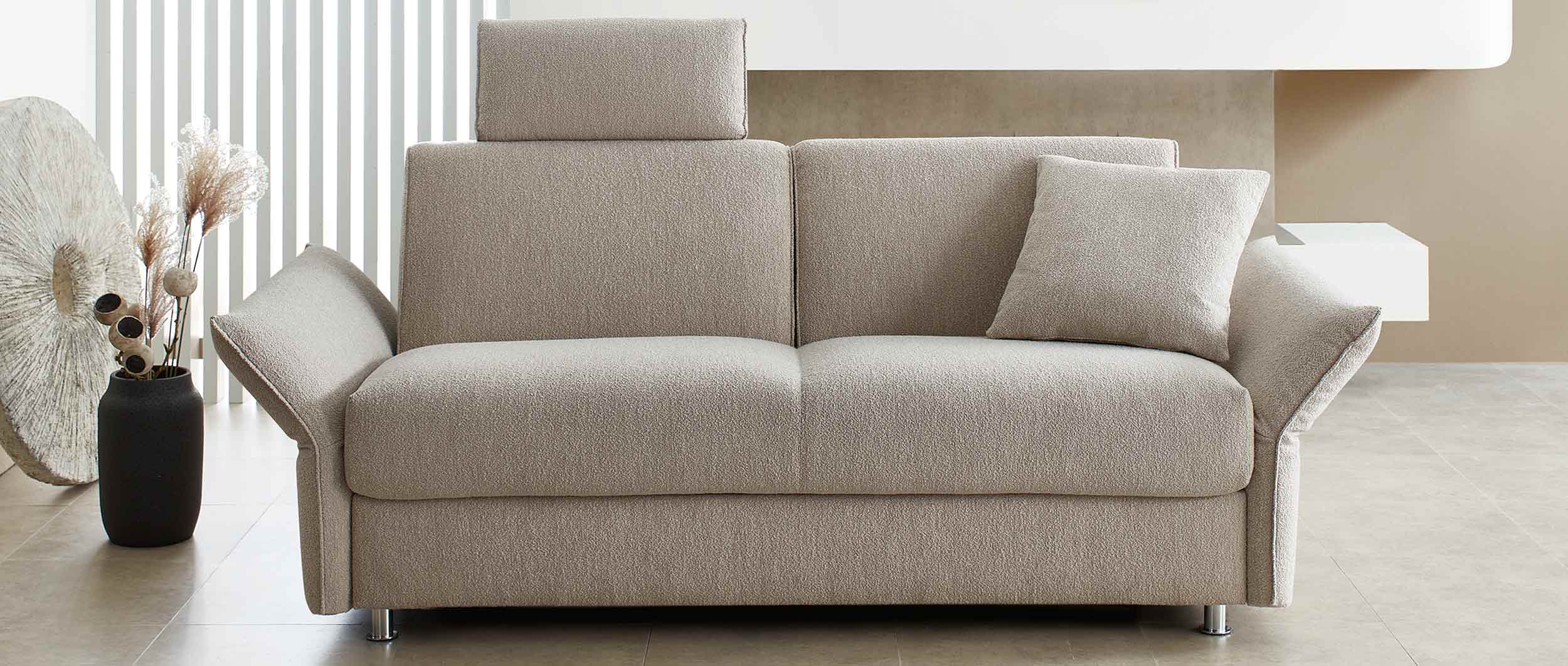 Schlafsofa MARBURG DELUXE mit Kopfstütze direkt im Set bestellbar