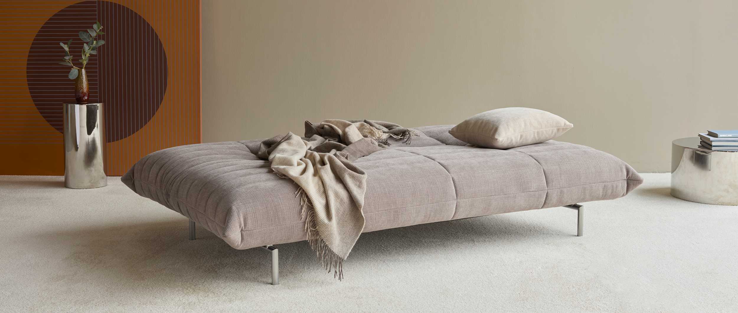 MIKUNJO Sofa mit Schlaffunktion – eleganter Look und praktische Bettfunktion für flexible Wohnkonzepte