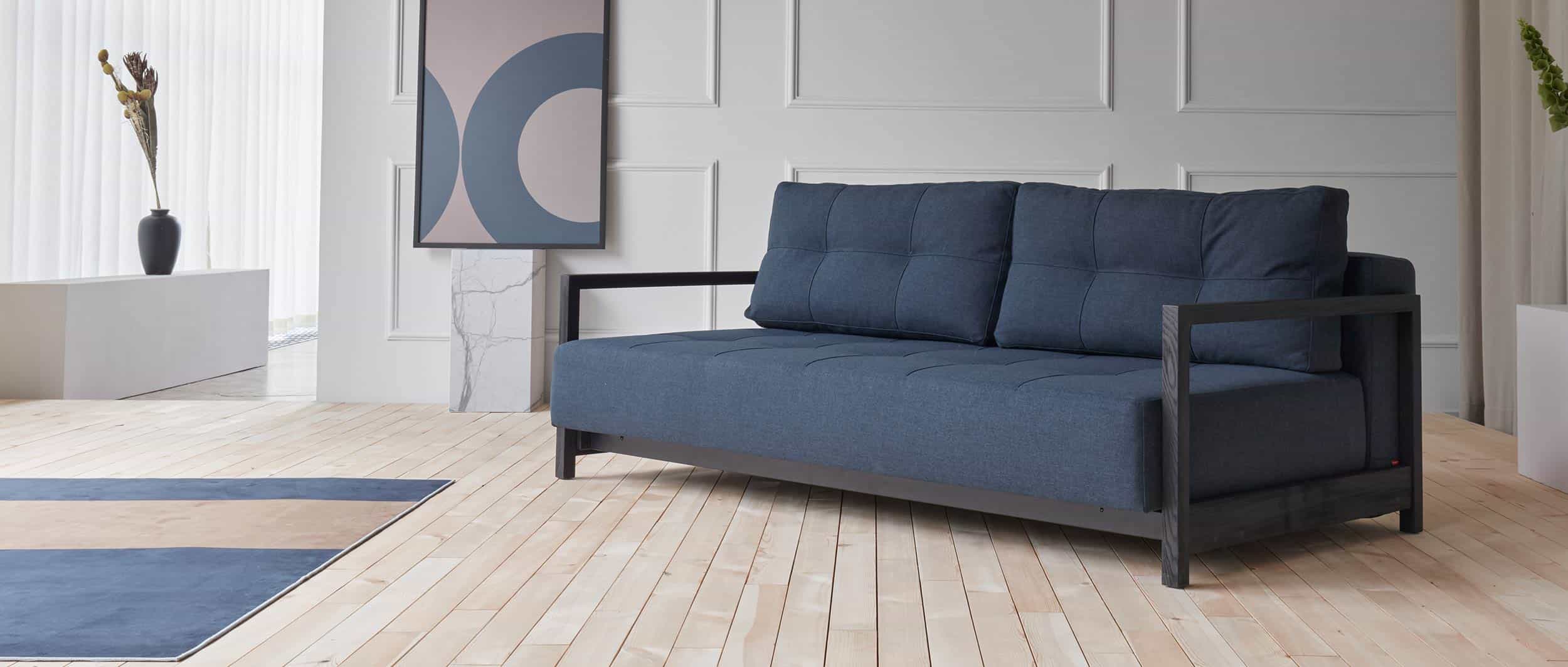 Mit seiner schönen Versteppung wird das BIFROST DELUXE EXCESS LOUNGER Schlafsofa von Innovation zum Hingucker in jeder Umgebung