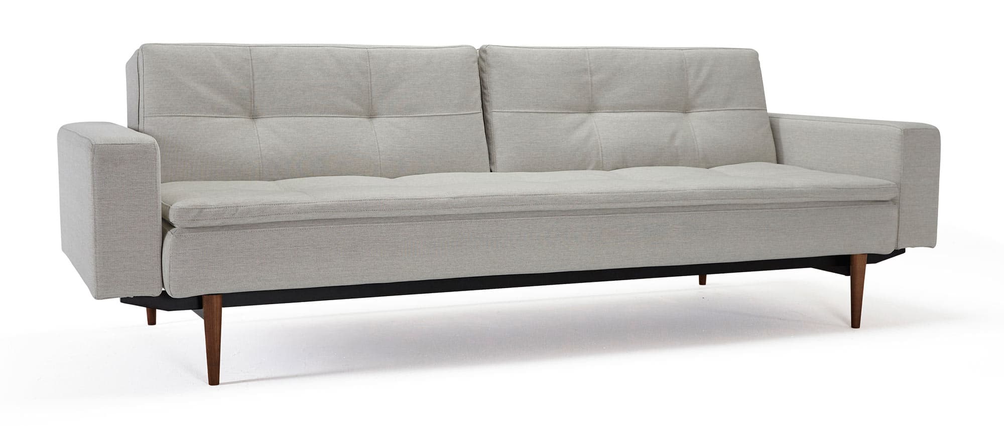Das DUBLEXO Schlafsofa mit Polsterarmlehnen im Stoff Mixed Dance Natural (527) mit dunkelbraun gebeizten Styletto-Holzfüßen