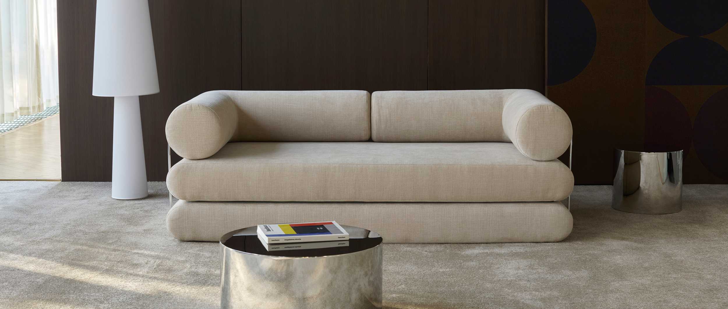 Sofa und Daybed zugleich, mit minimalistischem Design zum Entspannen
